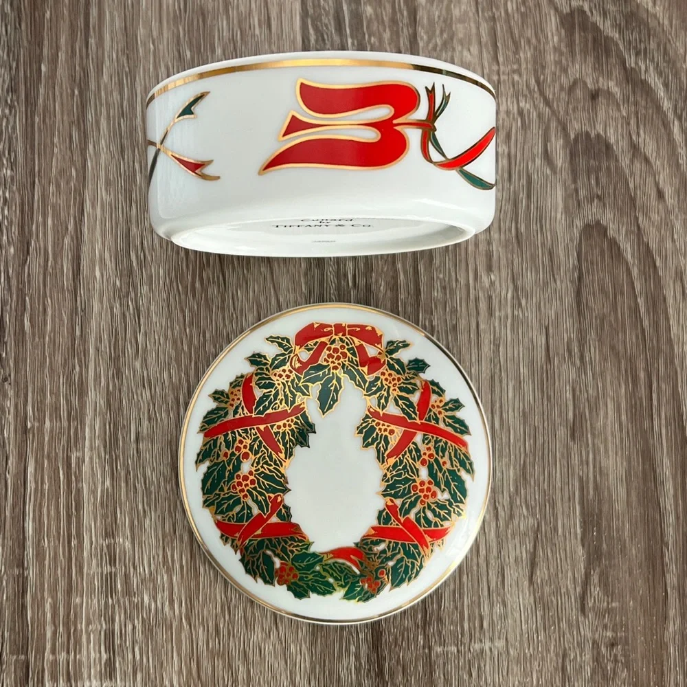 Trinket‎ box